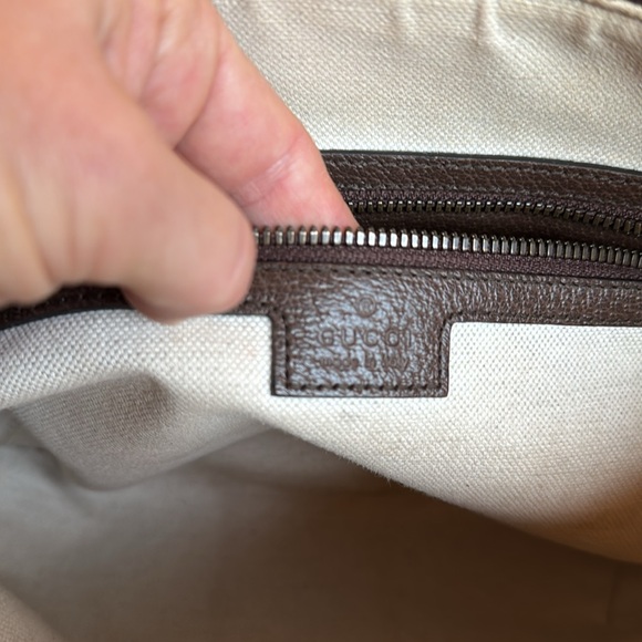 Gucci OPHIDIA
Ophidia medium shoulder bag
Style 598125 9IK3T 001 - Picture 7 of 16